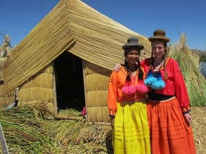 Meeting-up-in-Peru-with-a-friend-I-met-in-Puerto-Lopez-300x225