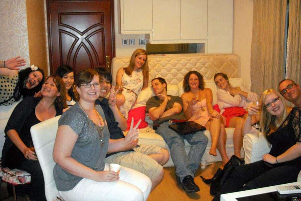 ANSWERING YOUR FAQS ON TEACHING ENGLISH IN HONG KONG