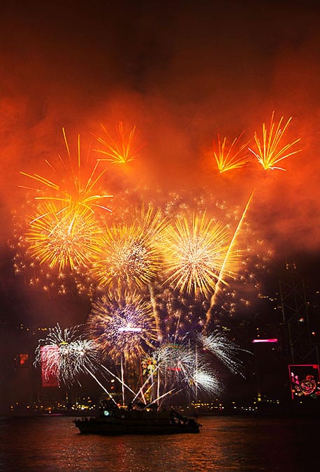 FOTO FRIDAY: CHINESE NEW YEAR FIREWORKS OVER HONG KONG