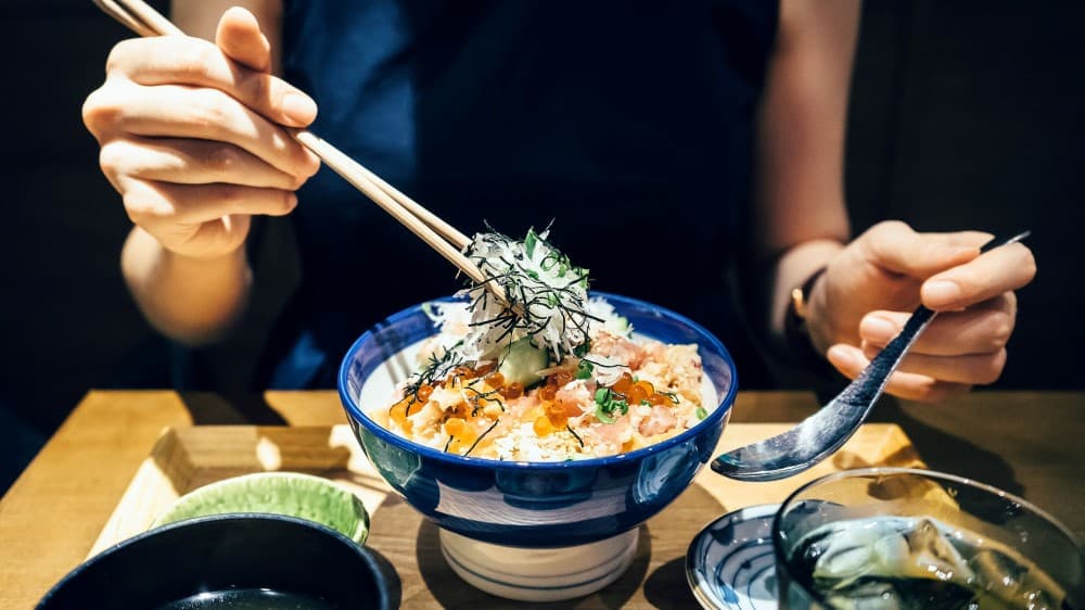 How to Use Chopsticks Like a Japanese?
