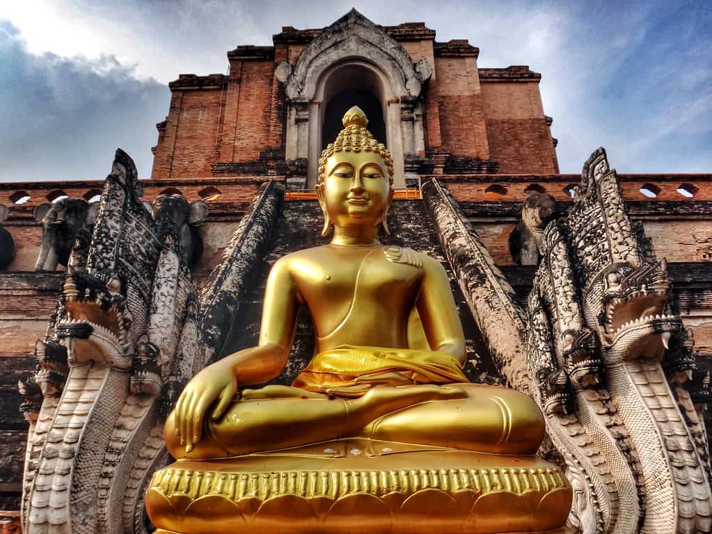 FOTO FRIDAY: WAT CHEDI LUANG