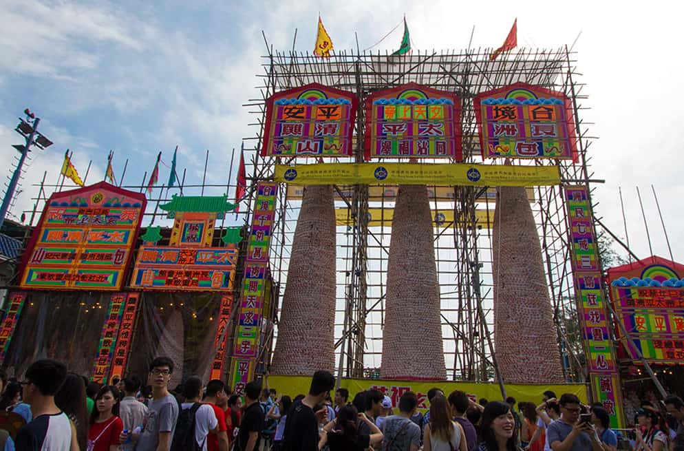 FOTO FRIDAY: A TOWERING TOWER OF BUNS