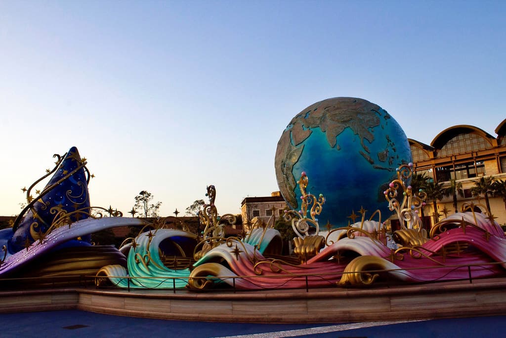 TOKYO DISNEY RESORT: AN OVERVIEW