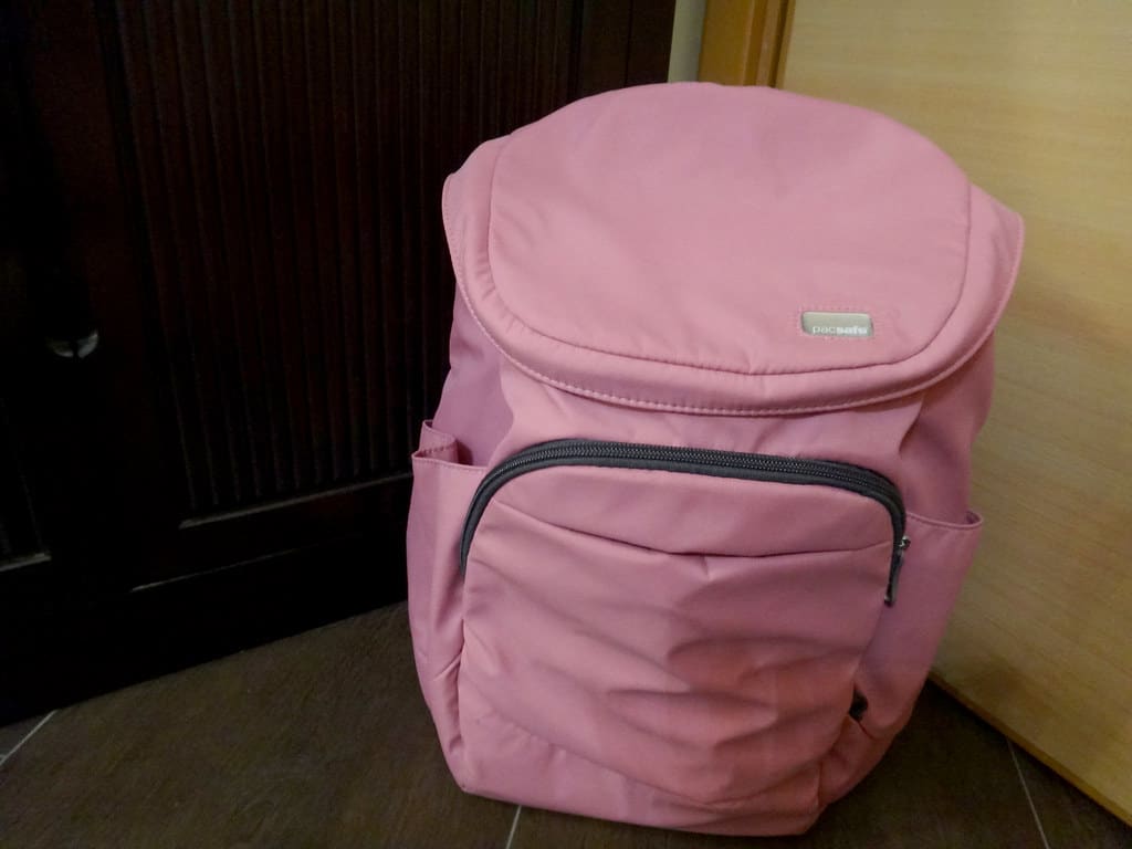 A GIRL’S BEST TRAVEL FRIEND: PACSAFE’S SLINGSAFE 300 GII