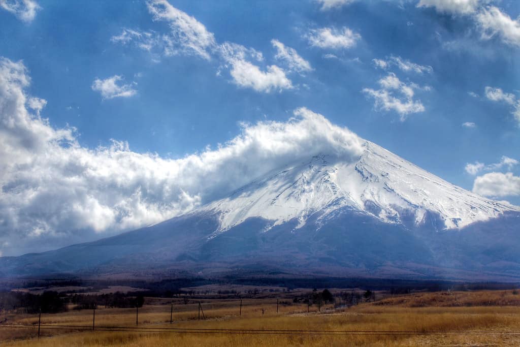TOURING WITH VIATOR: MOUNT FUJI DAY TRIP FROM TOKYO
