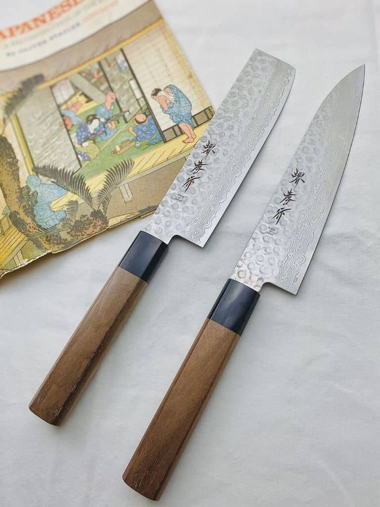 Japanese Nakiri vs Santoku Knife - What is the difference?