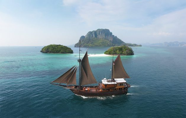 Luxury Sailing and Island-hopping in Indonesia