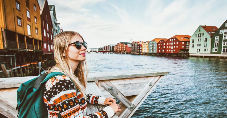 Travel Living 101: Tips on How to Get Around Town While on Vacation