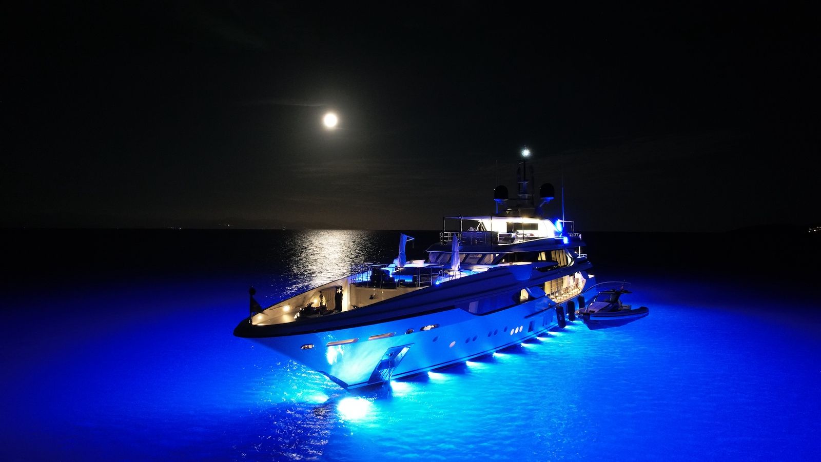 Tips to add the extra Exciting-factor to any superyacht