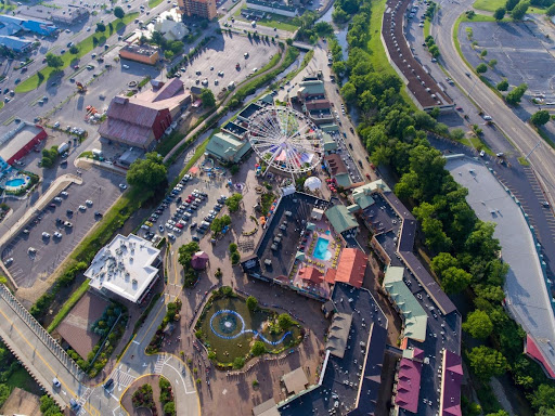 Family Fun in Pigeon Forge: Top Attractions and Activities for All Ages