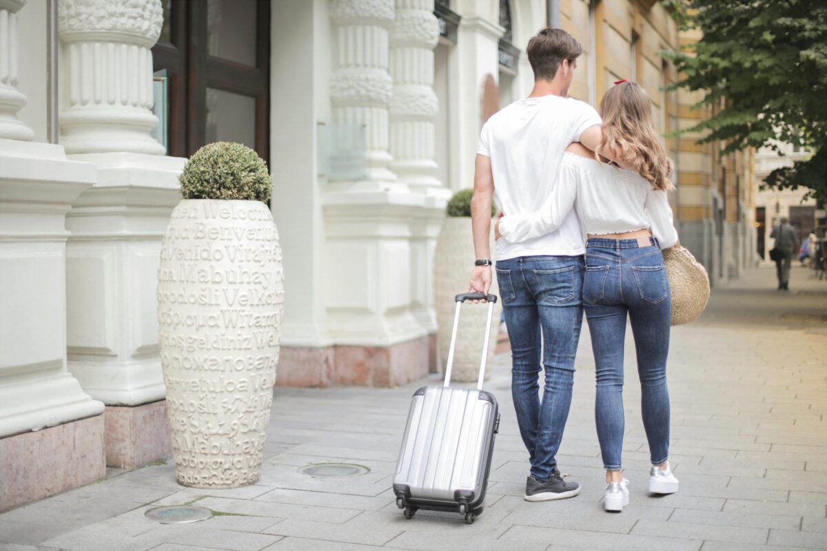 10 Stress-Free Travel Tips for Destination Wedding Guests