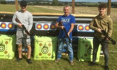Crossbow Experience Nottinghamshire with WonderDays: A Mediaeval Adventure