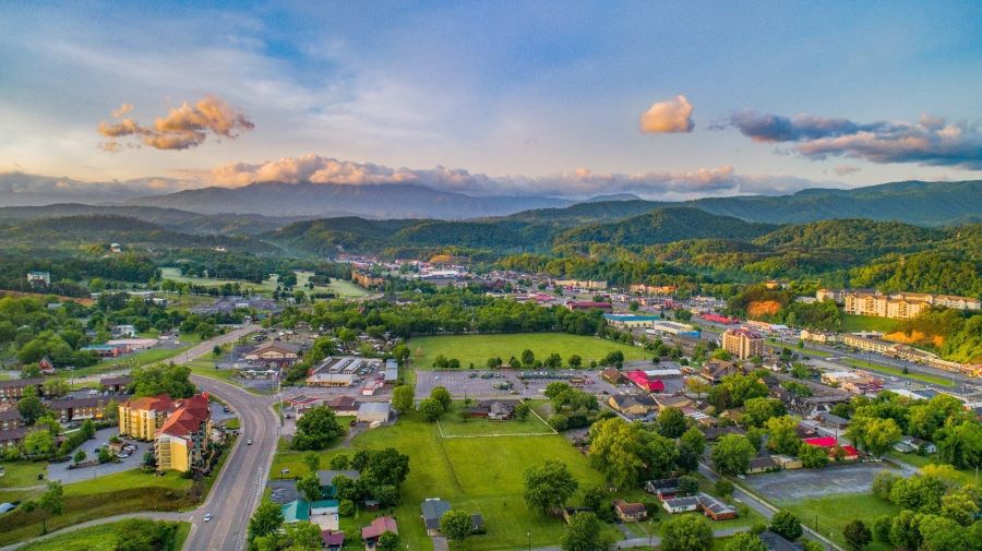 Essential Tips for Your First Family Vacation to Tennessee