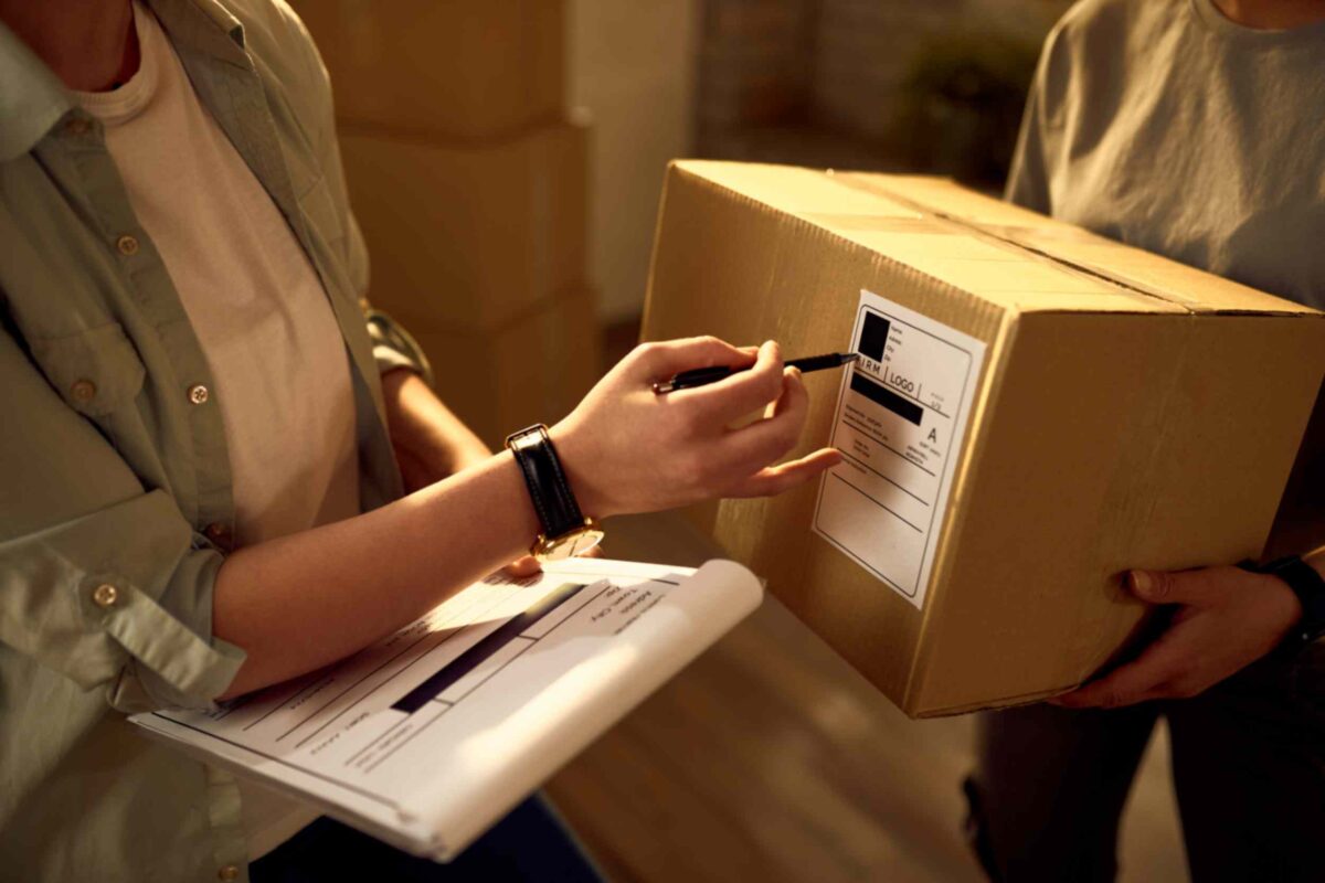 Why More Businesses Trust Same Day Courier Irvine for Urgent Shipping